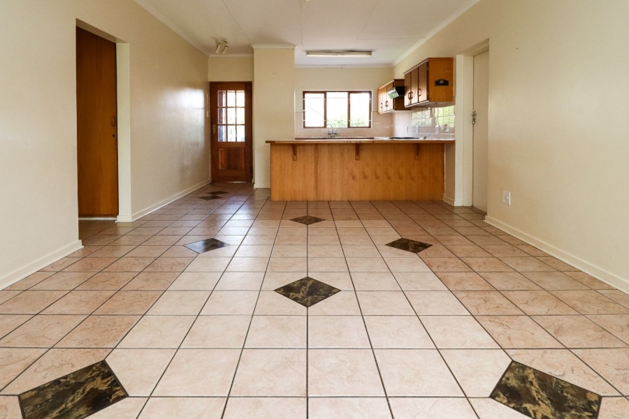 3 Bedroom Property for Sale in Flamwood North West